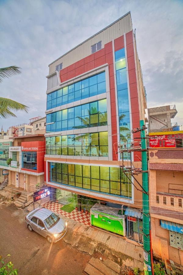 Redkey Inn Hotel Near Bangalore Airport Airport Pickup & Drop Available 24X7 Yelahanka Екстериор снимка